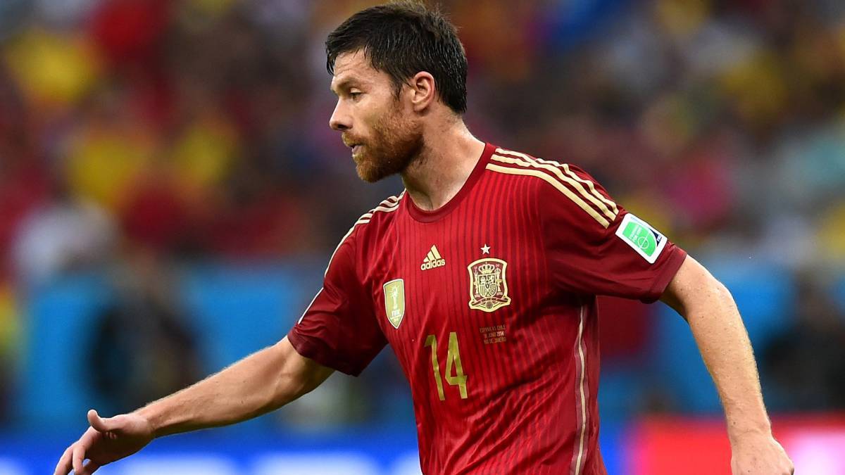 迈凯伦险胜红牛二队,阿隆索高光表现 迈凯伦险胜红牛二队,阿隆索高光表现