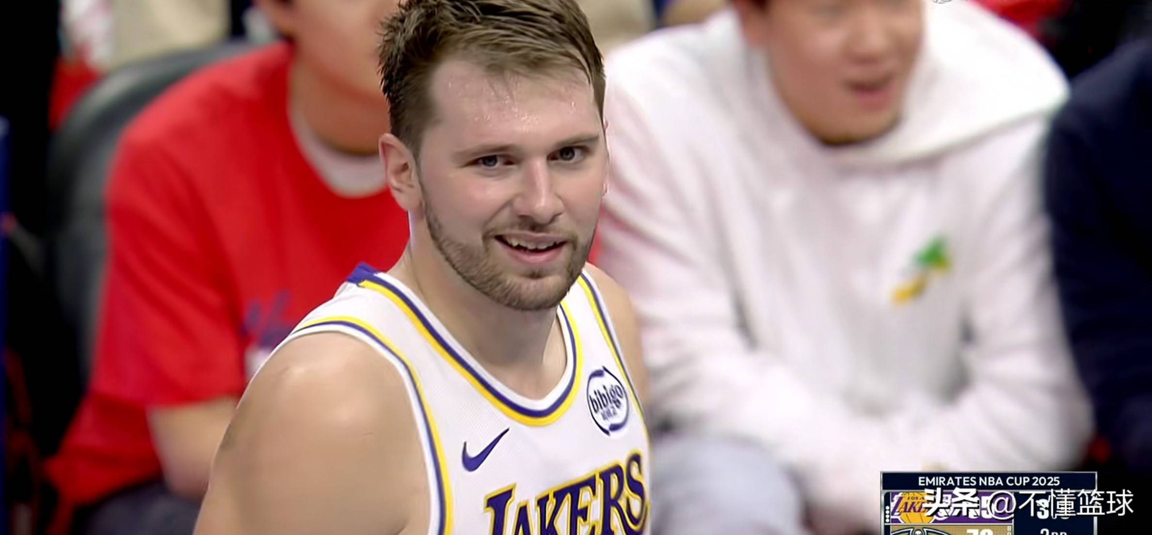 爱游戏tv-爵士轻取雷霆，东契奇扛起全队