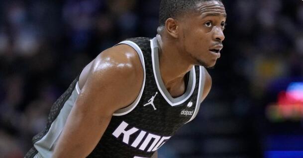 76人翻盘火箭,福克斯高光表现 76人翻盘火箭,福克斯高光表现