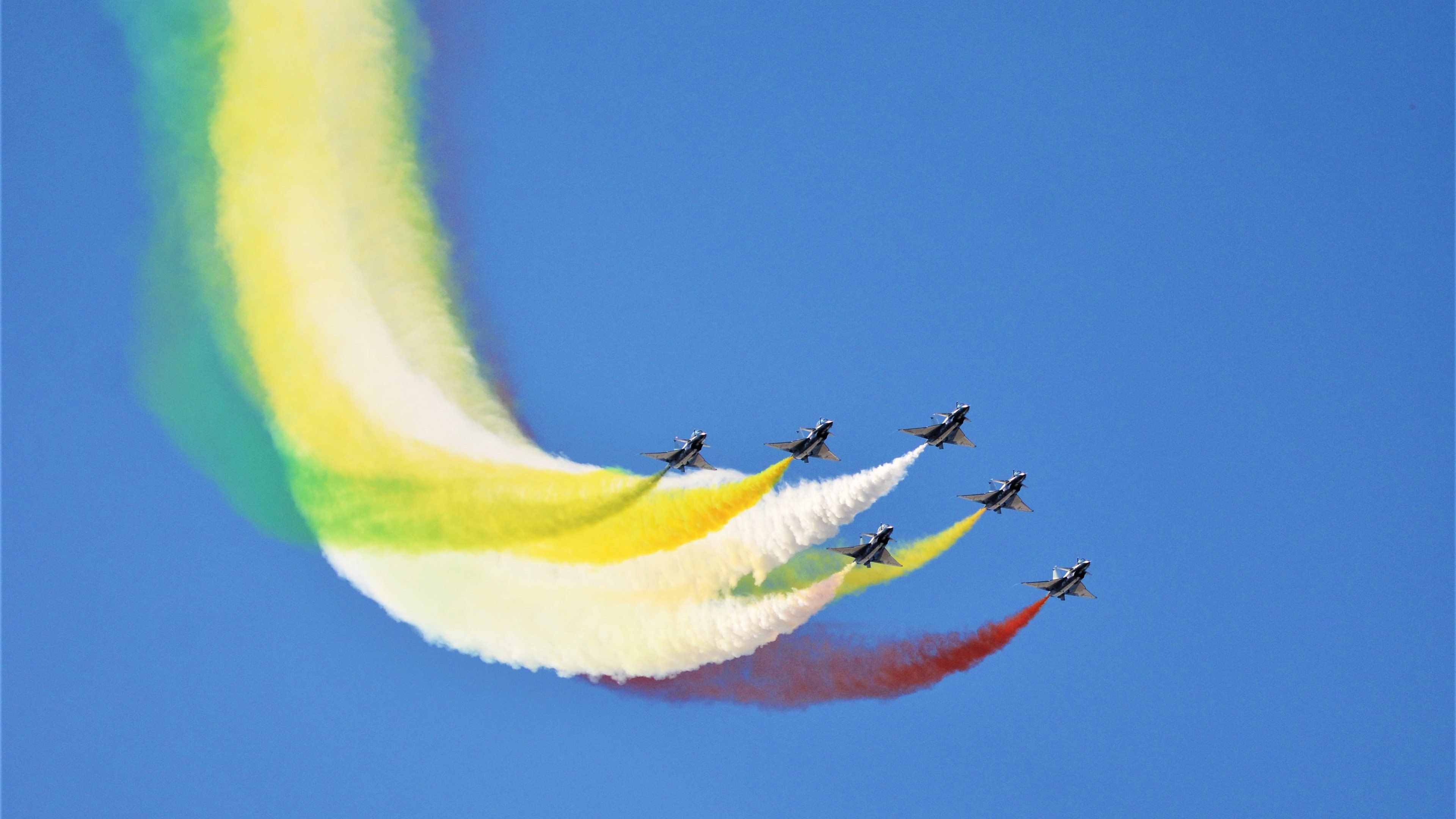 爱游戏-友谊赛里的硝烟，基米希导演逆转，皇马三球落后险胜智利