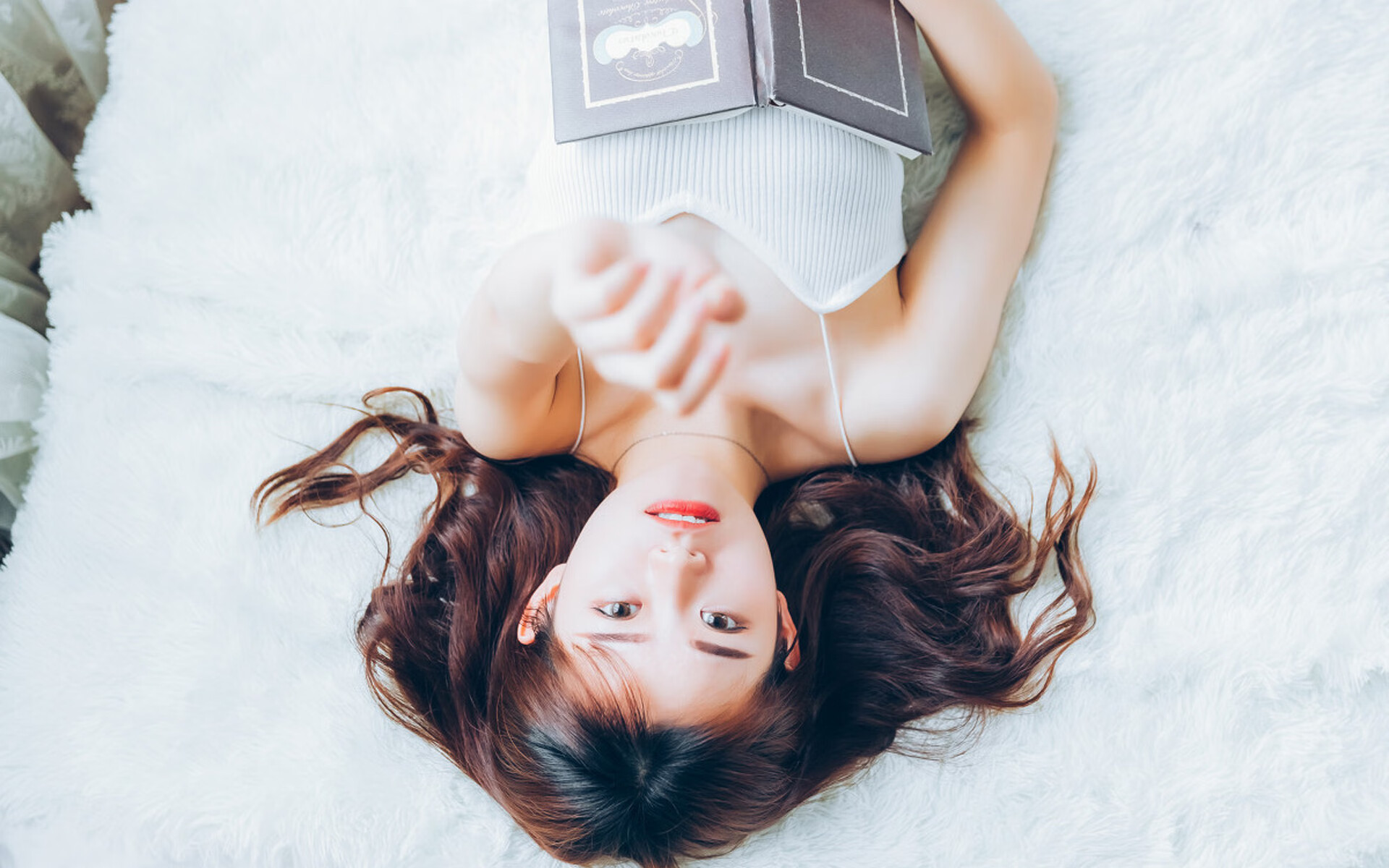 浙江村BA血统掀翻NBA豪门，周琦狂砍38分打爆湖人内线