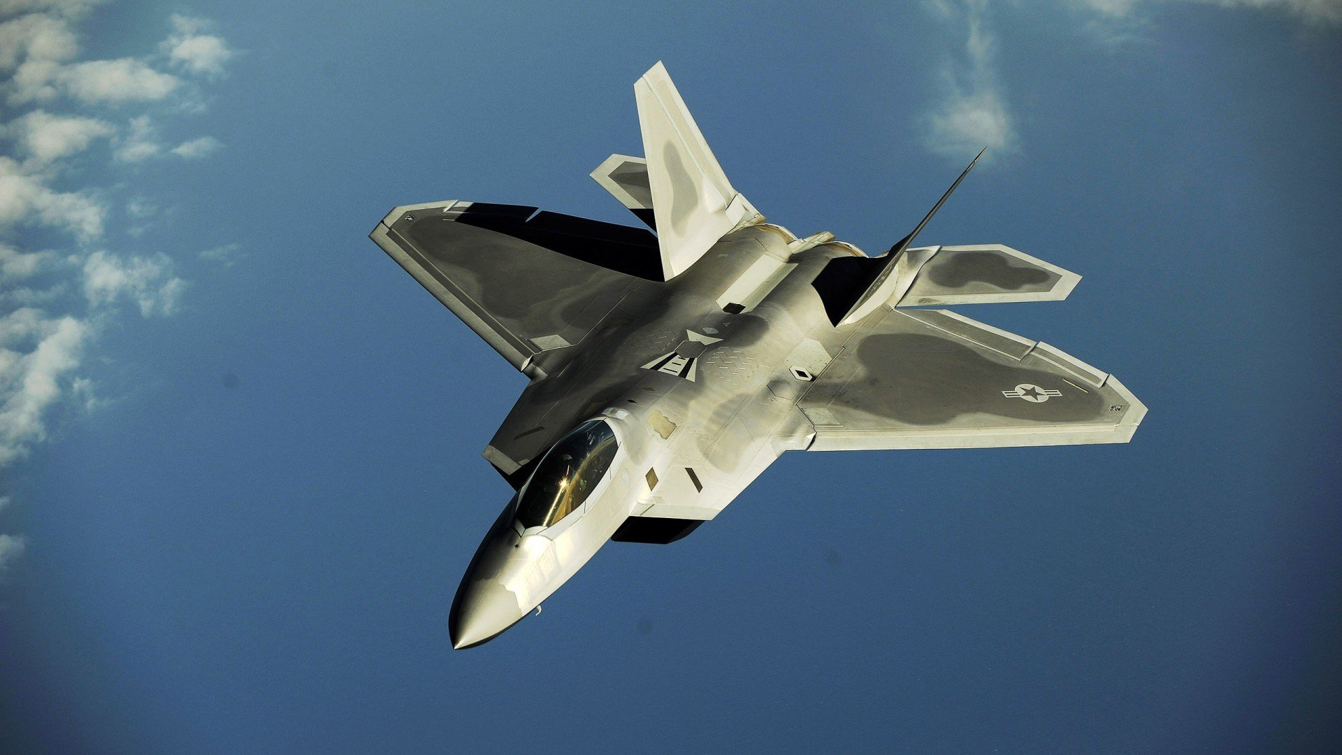 爱游戏tv-永恒的交响曲，莫德里奇在米兰夜色中奏响生涯最强音