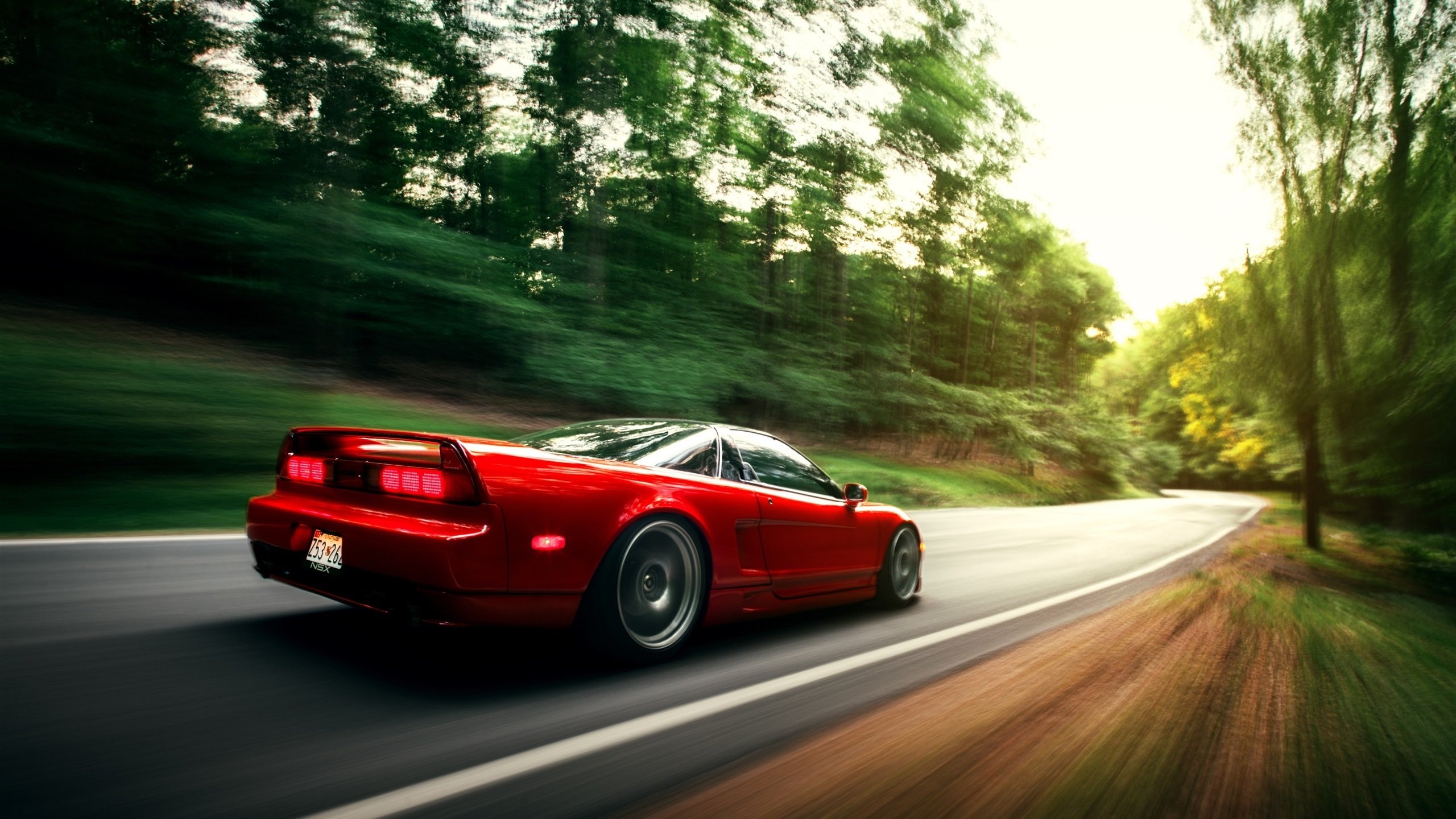 绿茵场外的石油博弈，伊朗如何冲垮委内瑞拉，而京多安成为意想不到的杠杆